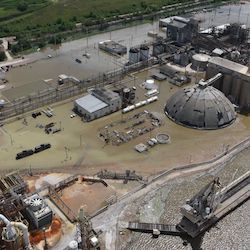 Coast Guard aircrews conduct flyovers to assess Texas ports